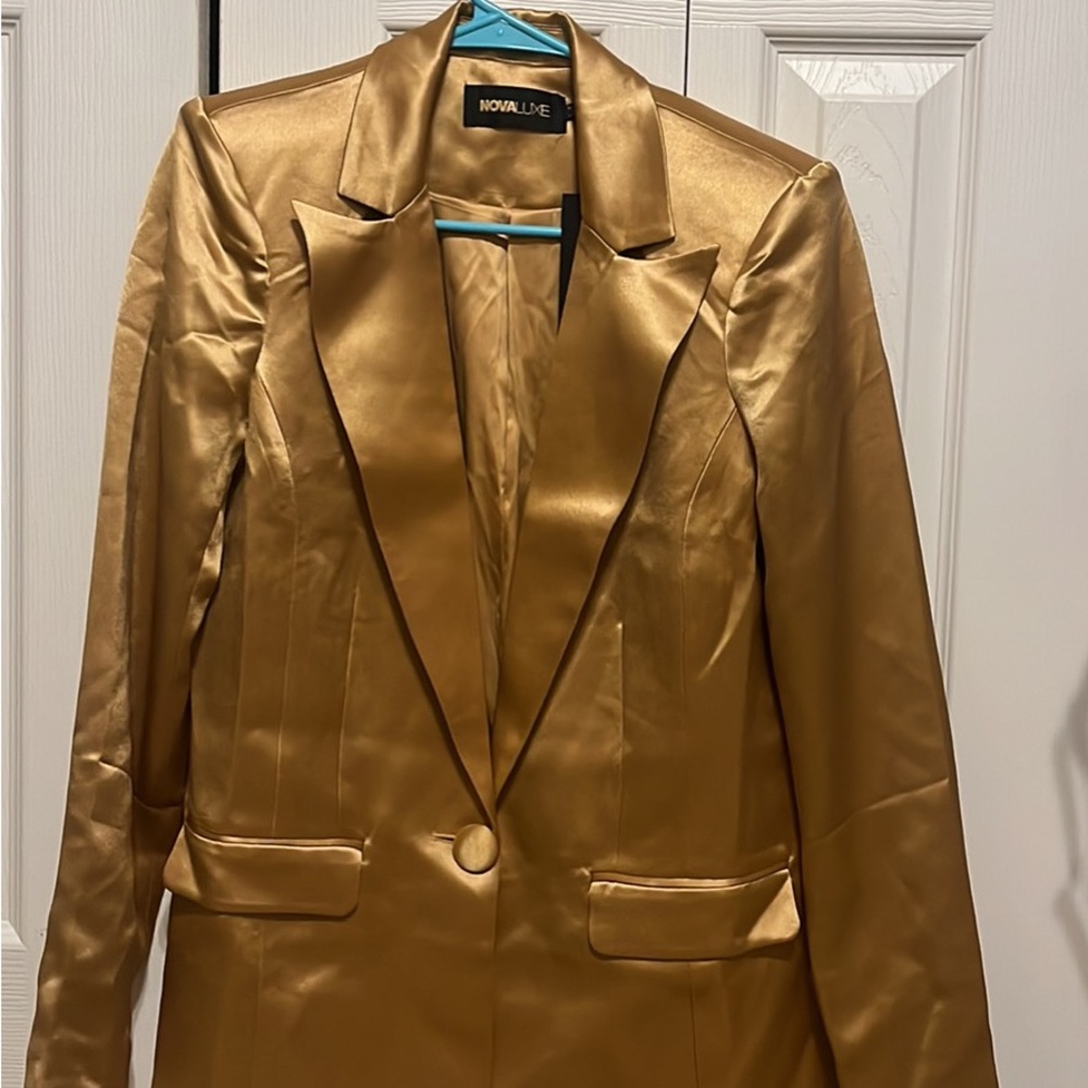Fashion Nova Gold blazer